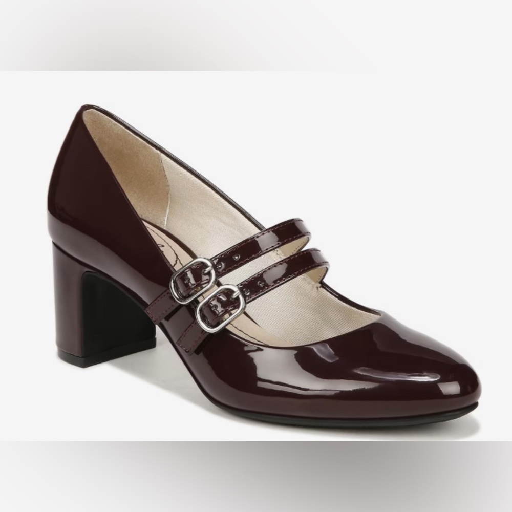 NWOT Life Stride True Mary Jane’s